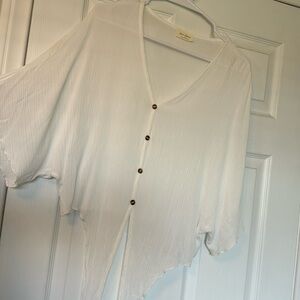 EUC free kisses flowy top with tie. Size medium
